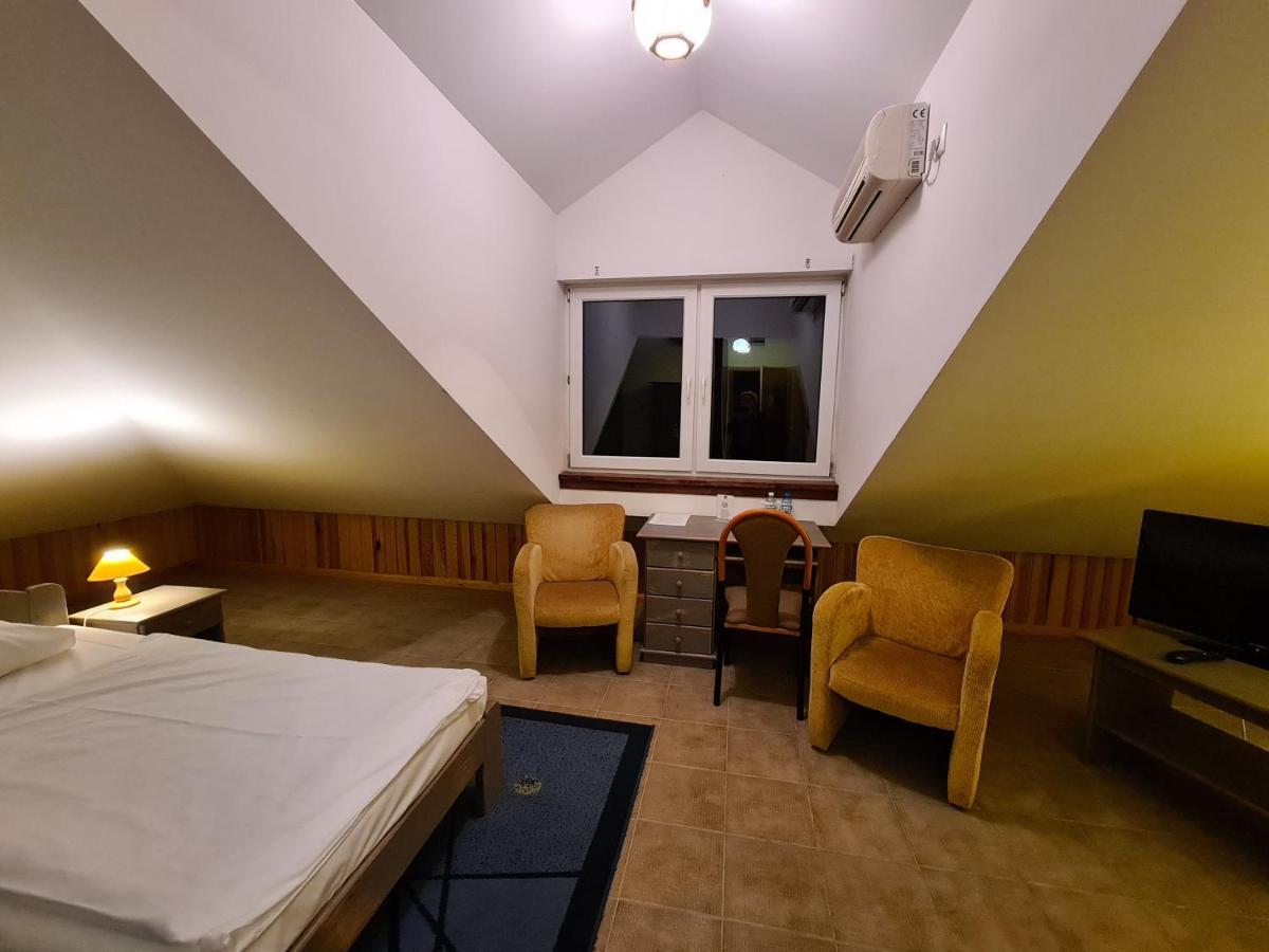 Hotel クウォツコ エクステリア 写真